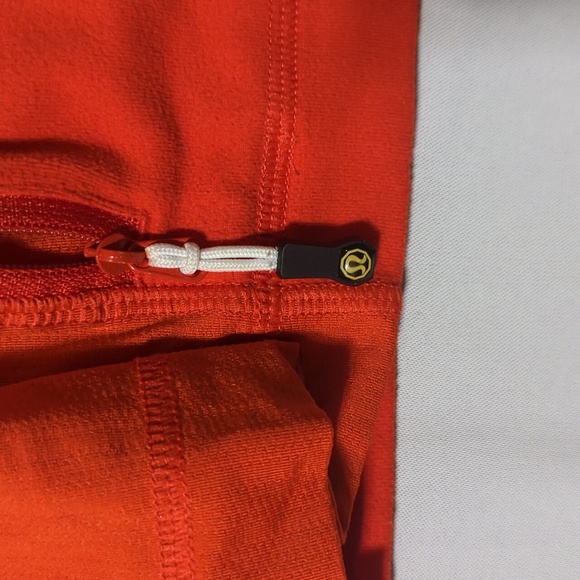 Lululemon Men's Size L Vintage Orange With White Trim Long Sleeve Half Zip - Picture 4 of 6